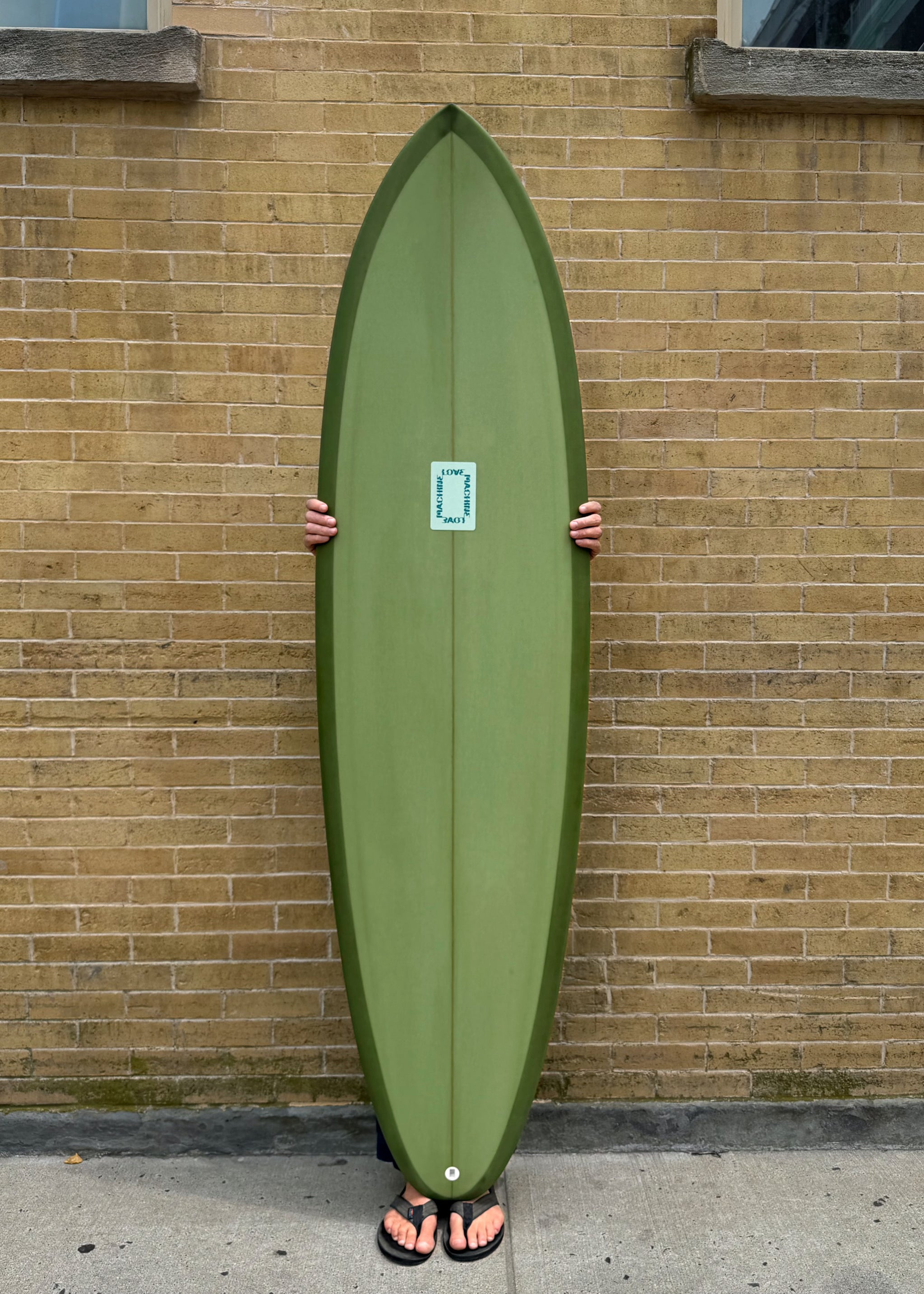 6'9