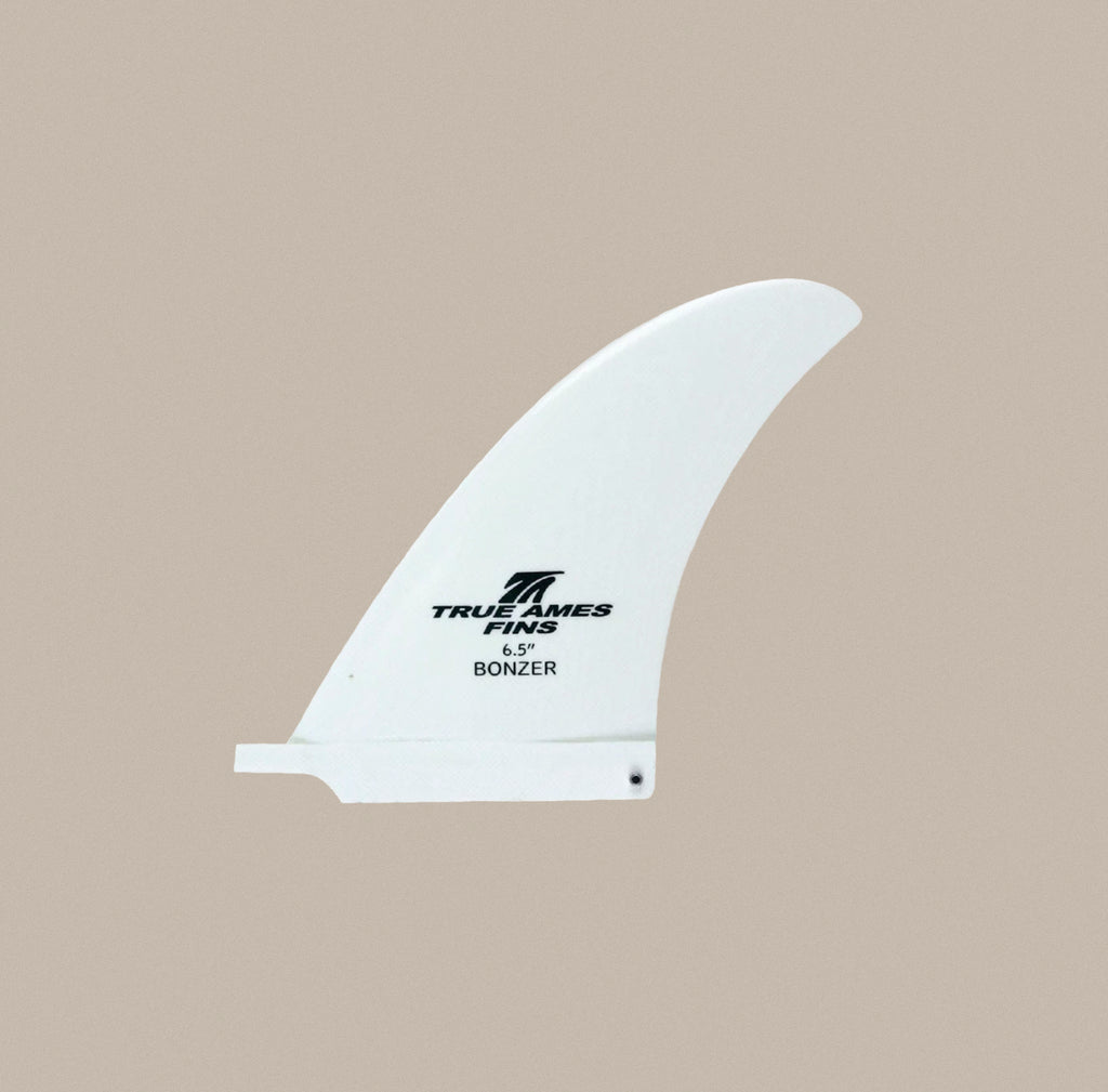 A True Ames Bonzer center fin in white.